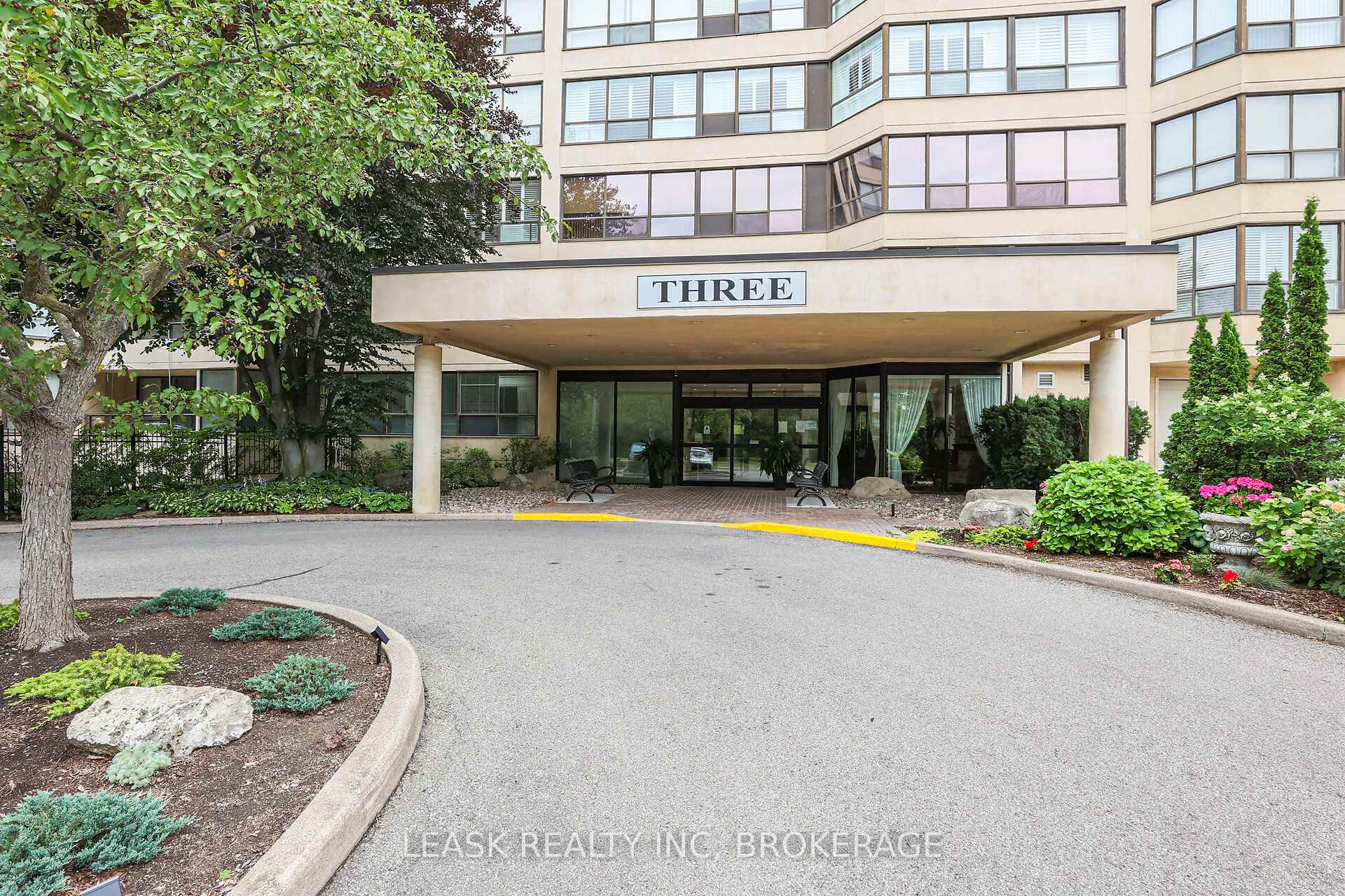 Front of Unit 303, 3 Towering Heights Boulevard