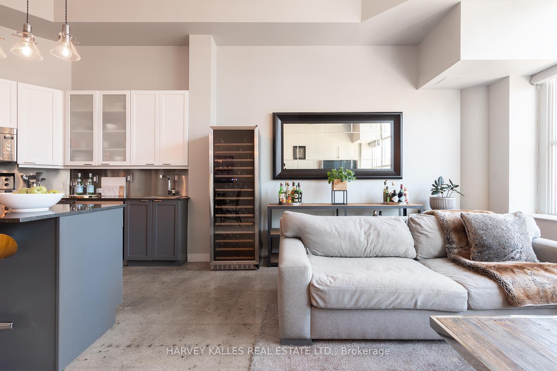 Photo 6 of Unit 953, 155 Dalhousie Street, Toronto, Church-Yonge Corridor — HOMEH