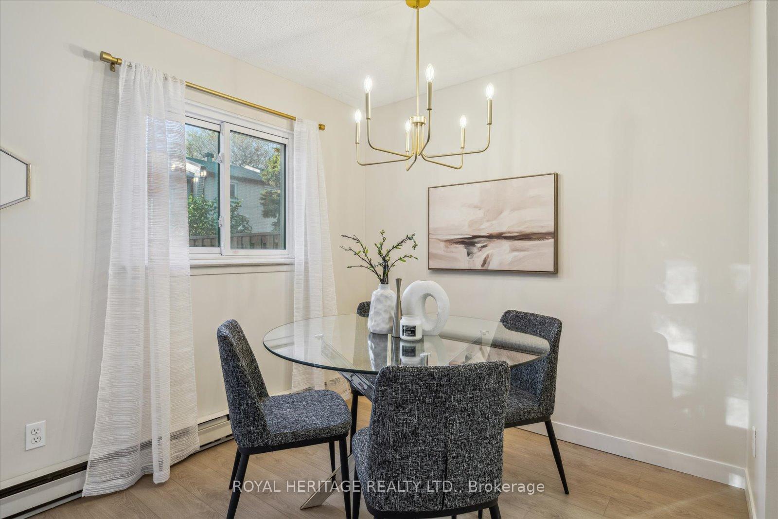 Photo 11 of Unit 390, 18 Reith Way, Markham, Aileen-Willowbrook — HOMEH
