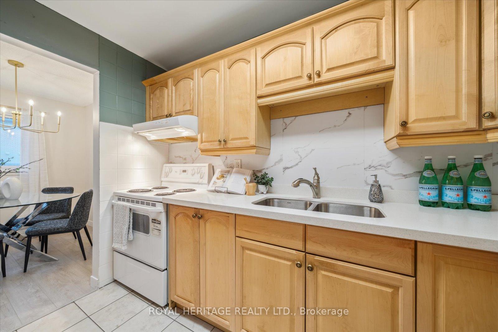 Photo 16 of Unit 390, 18 Reith Way, Markham, Aileen-Willowbrook — HOMEH
