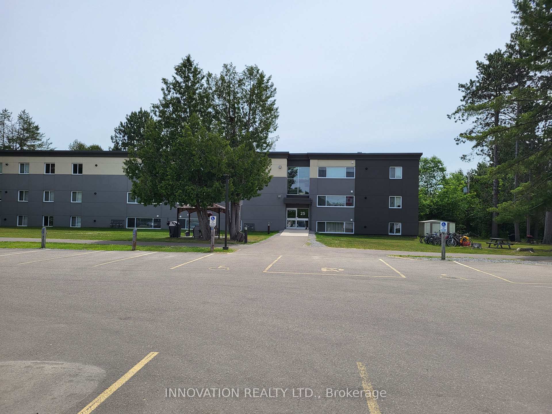 Photo 59 of Unit 101, 25 Tamarack Street, Deep River, Deep River — HOMEH