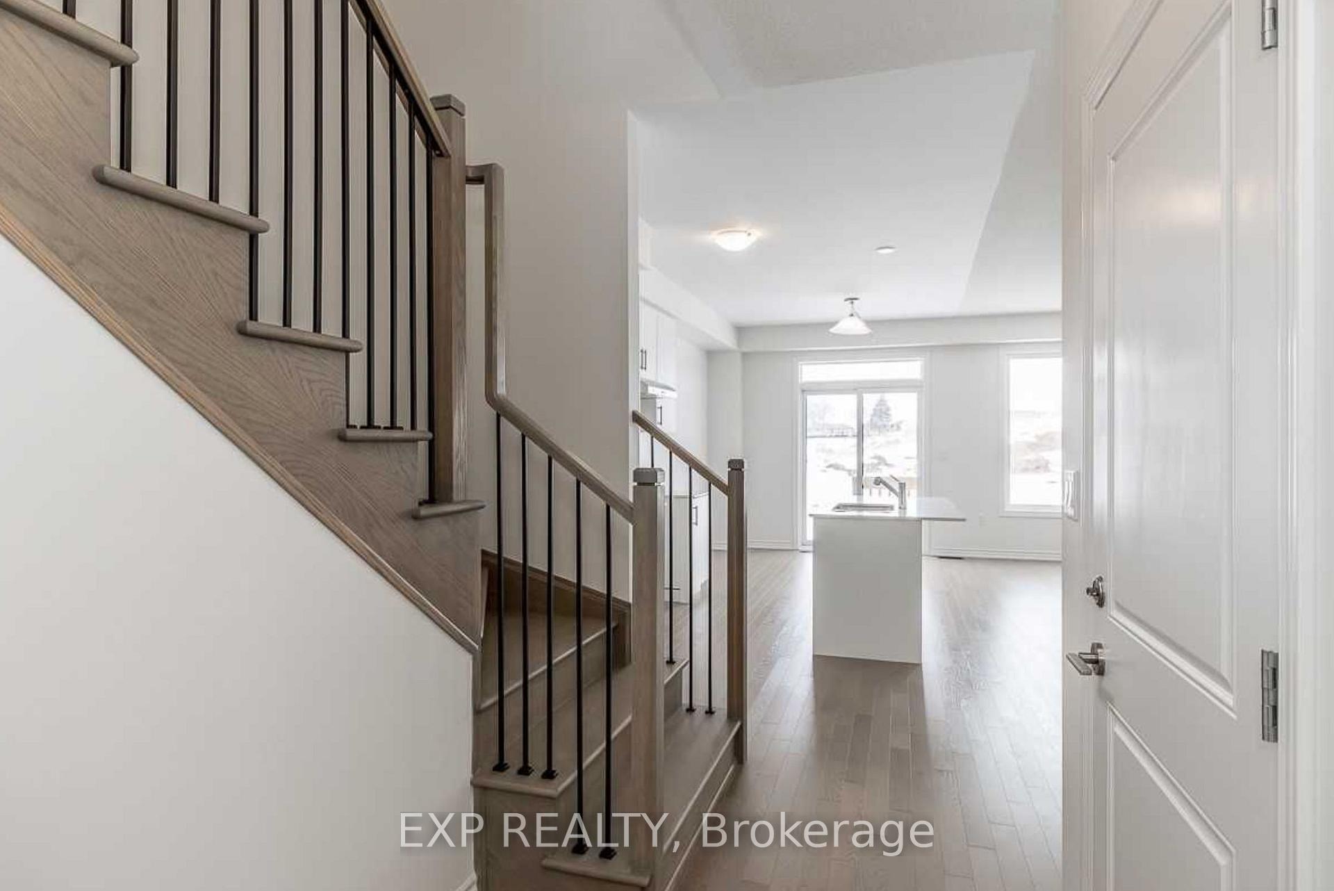 Photo 7 of 129 Shepherd Drive, Barrie, Rural Barrie Southeast — HOMEH
