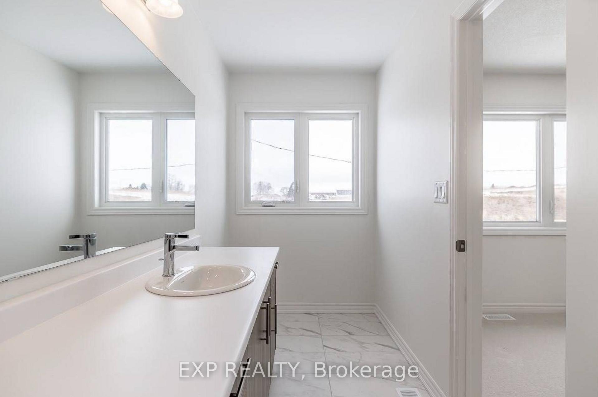 Photo 25 of 129 Shepherd Drive, Barrie, Rural Barrie Southeast — HOMEH
