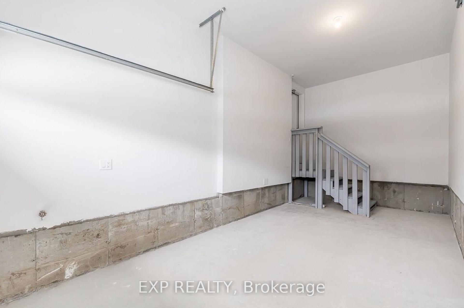 Photo 36 of 129 Shepherd Drive, Barrie, Rural Barrie Southeast — HOMEH