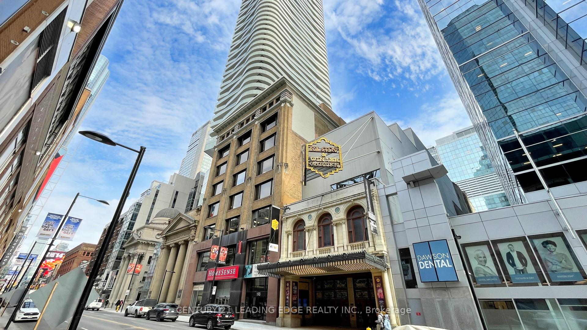 Front of Unit 1710, 197 Yonge Street