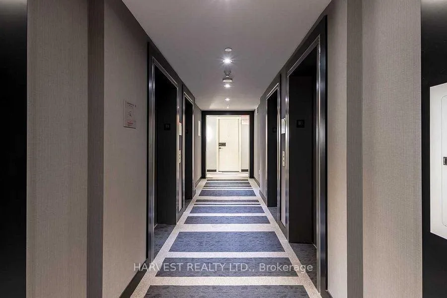 Photo 1 of Unit 1804, 30 Roehampton Avenue, Toronto, Mount Pleasant West — HOMEH