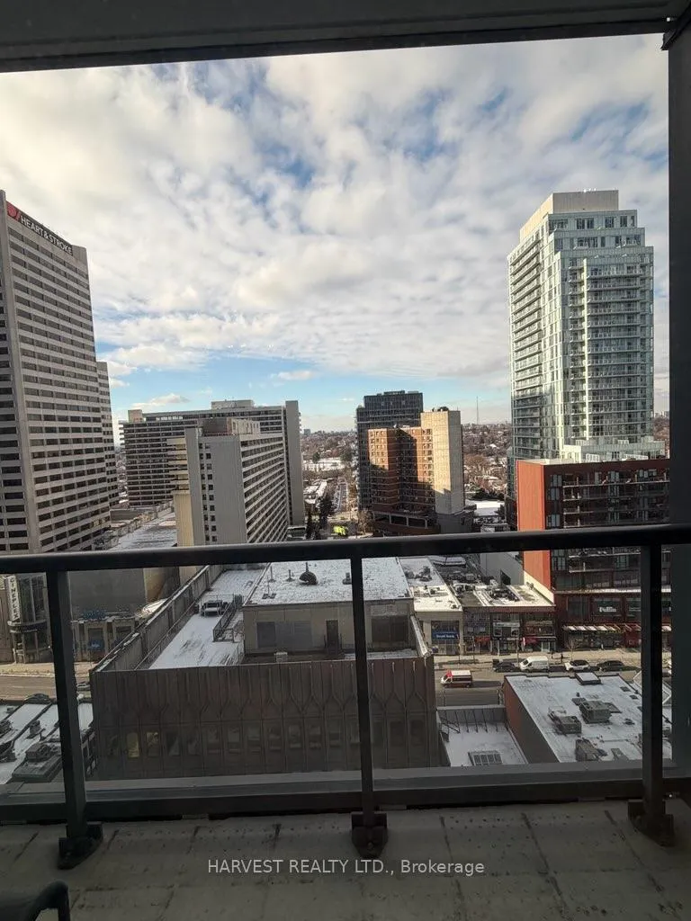 Photo 10 of Unit 1804, 30 Roehampton Avenue, Toronto, Mount Pleasant West — HOMEH