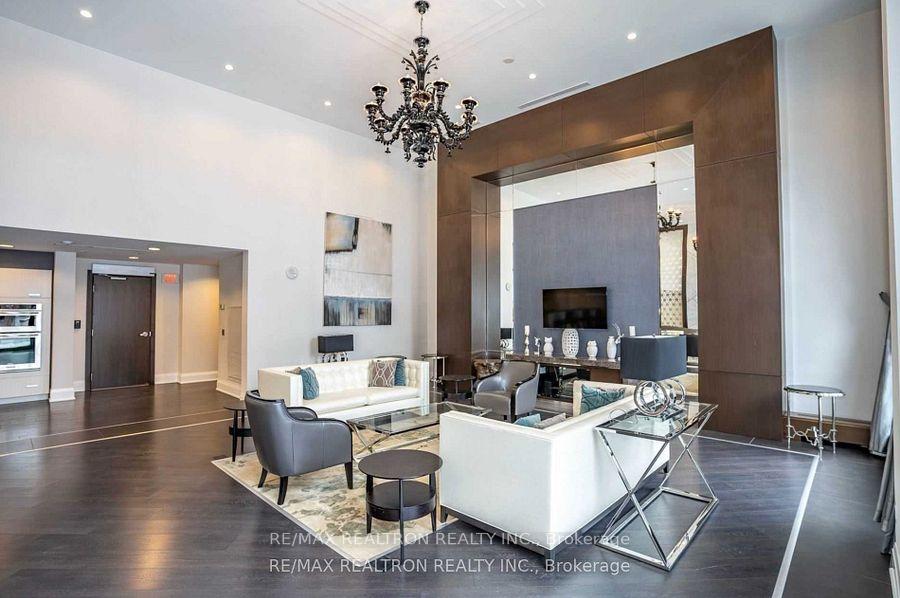 Photo 3 of Unit 312, 7608 Yonge Street, Vaughan, Crestwood-Springfarm-Yorkhill — HOMEH