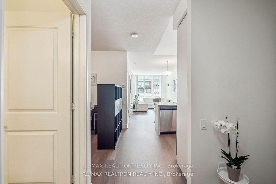 Photo 7 of Unit 312, 7608 Yonge Street, Vaughan, Crestwood-Springfarm-Yorkhill — HOMEH