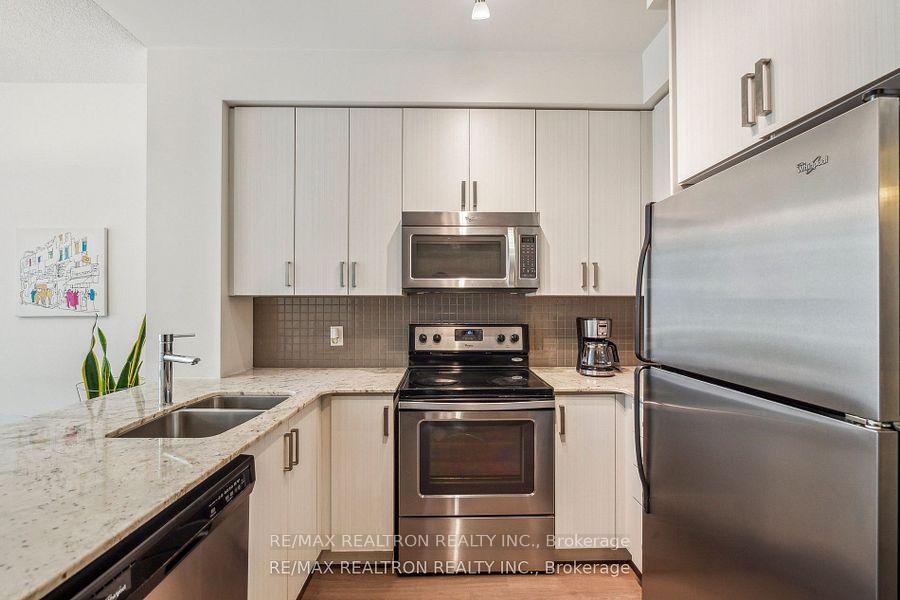 Photo 14 of Unit 312, 7608 Yonge Street, Vaughan, Crestwood-Springfarm-Yorkhill — HOMEH