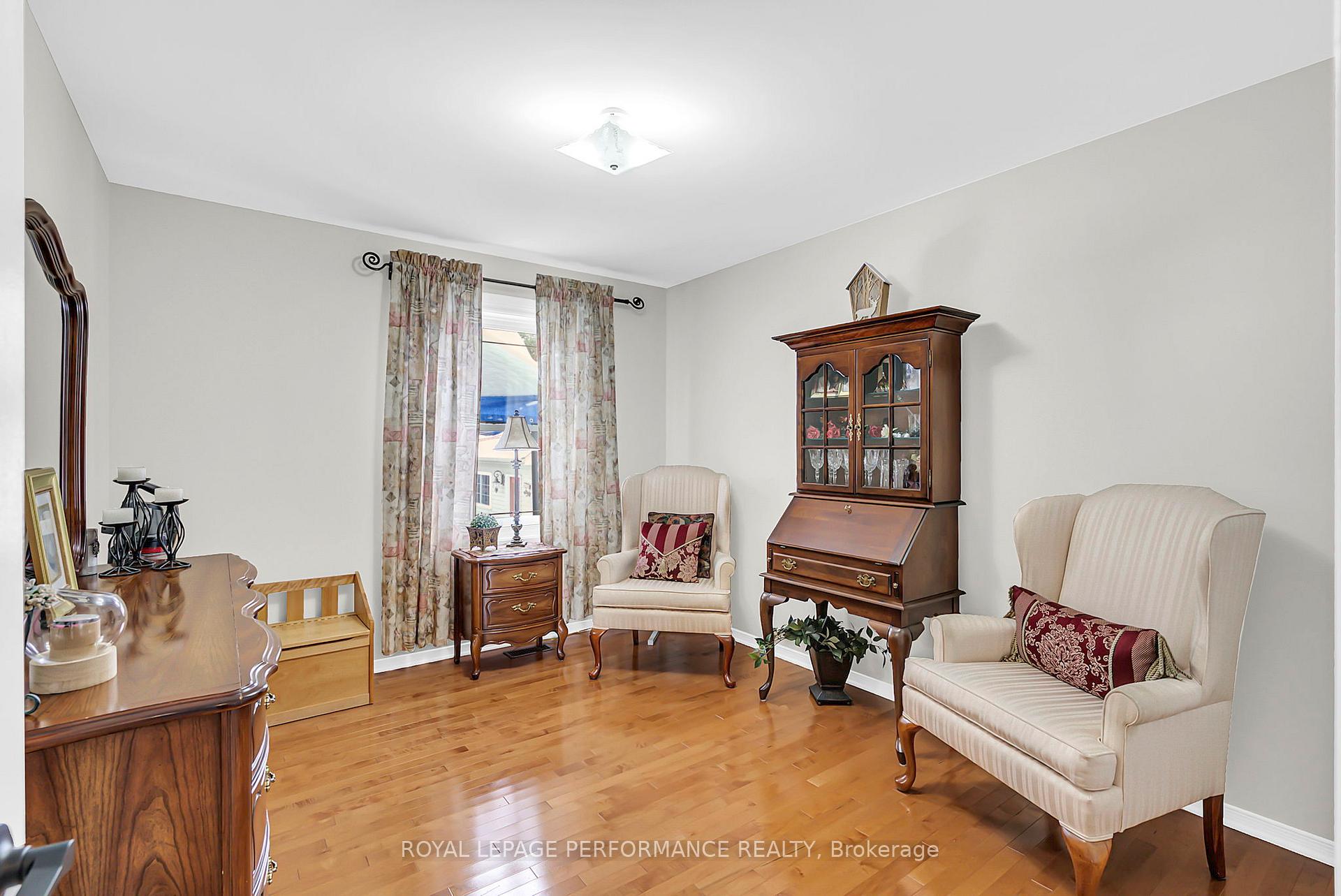 Photo 20 of 220 Dunbar Avenue, Cornwall — HOMEH