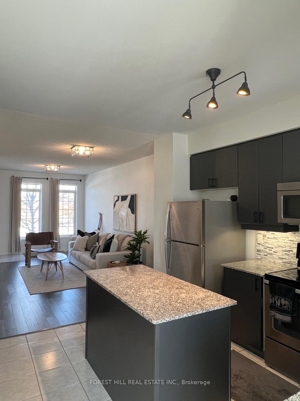 Photo 4 of Unit 3, 35 Island Road, Scarborough, Rouge — HOMEH