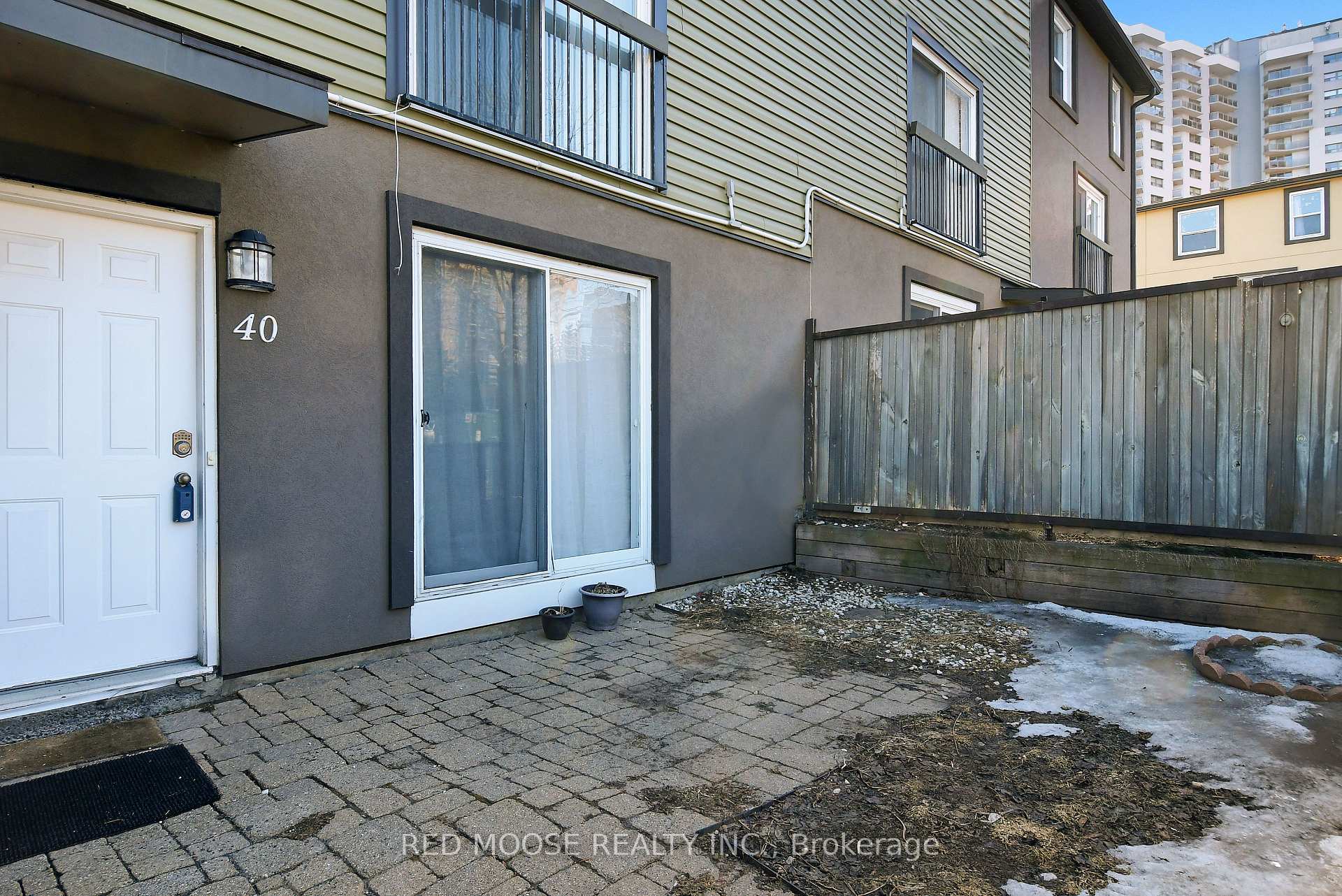 Photo 2 of Unit 40, 1250 McWatters Road, Ottawa, Queensway Terrace South/Ridgeview — HOMEH
