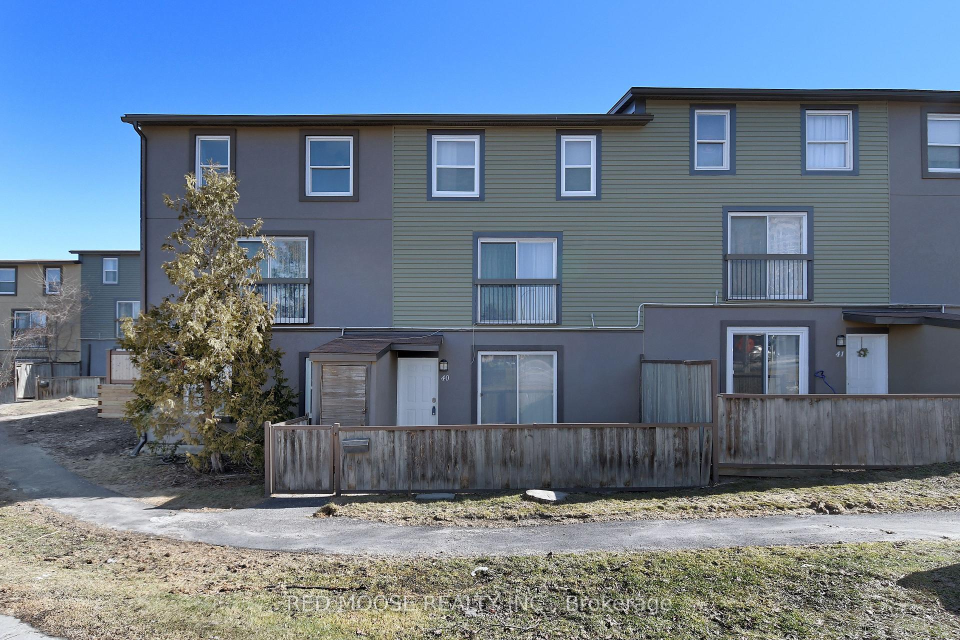 Photo 3 of Unit 40, 1250 McWatters Road, Ottawa, Queensway Terrace South/Ridgeview — HOMEH
