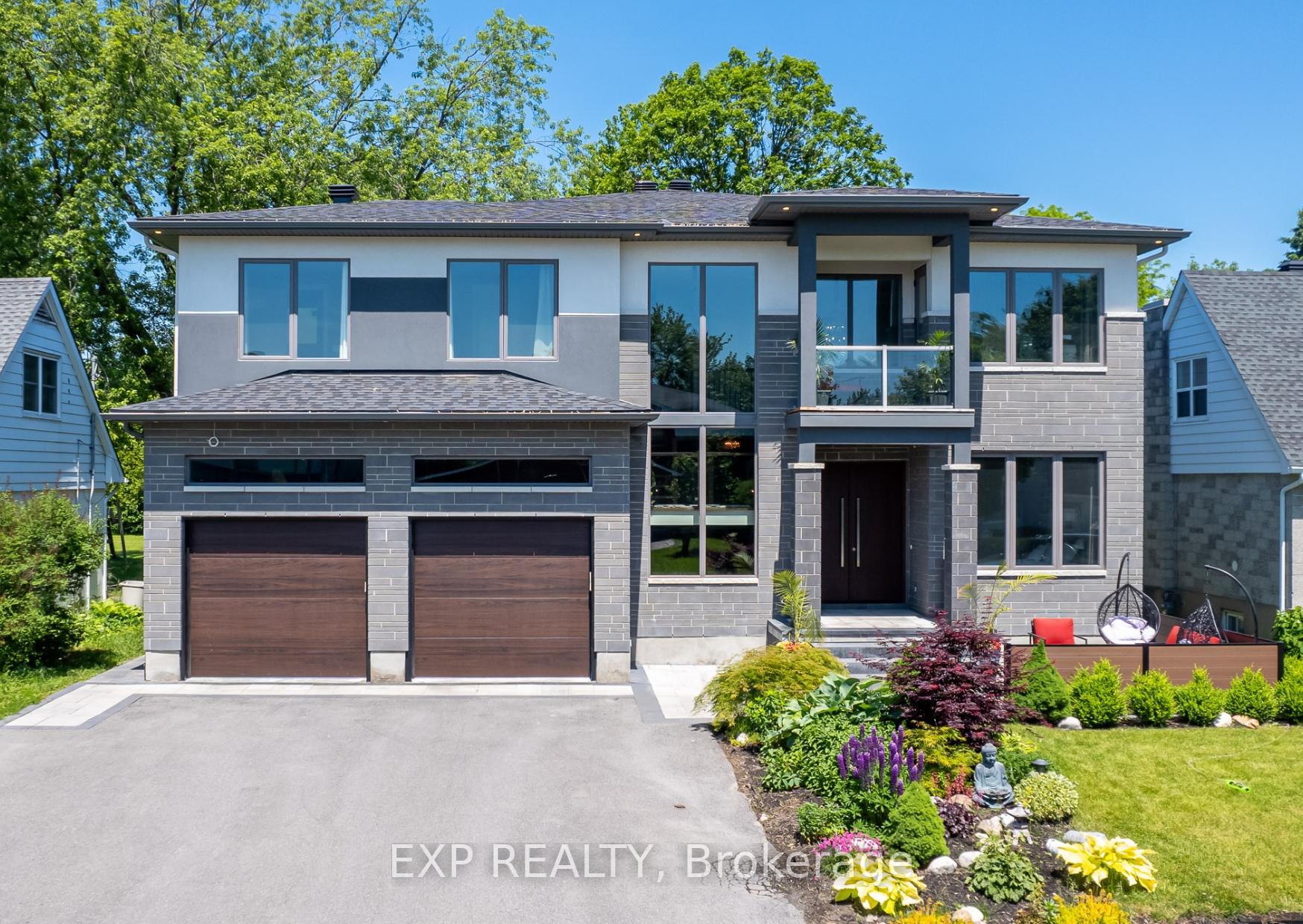 Photo 1 of 7 Phillip Drive, Ottawa, Borden Farm/Stewart Farm/Carleton Heights/Parkwood Hills — HOMEH