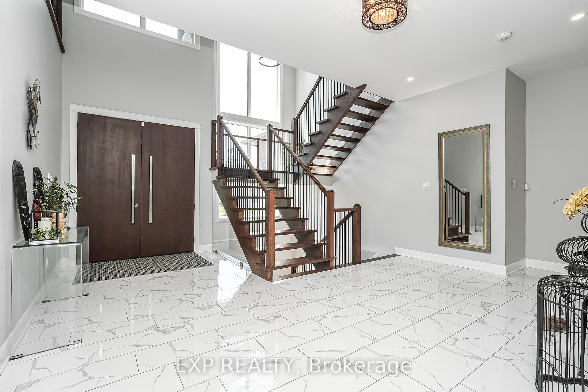 Photo 7 of 7 Phillip Drive, Ottawa, Borden Farm/Stewart Farm/Carleton Heights/Parkwood Hills — HOMEH