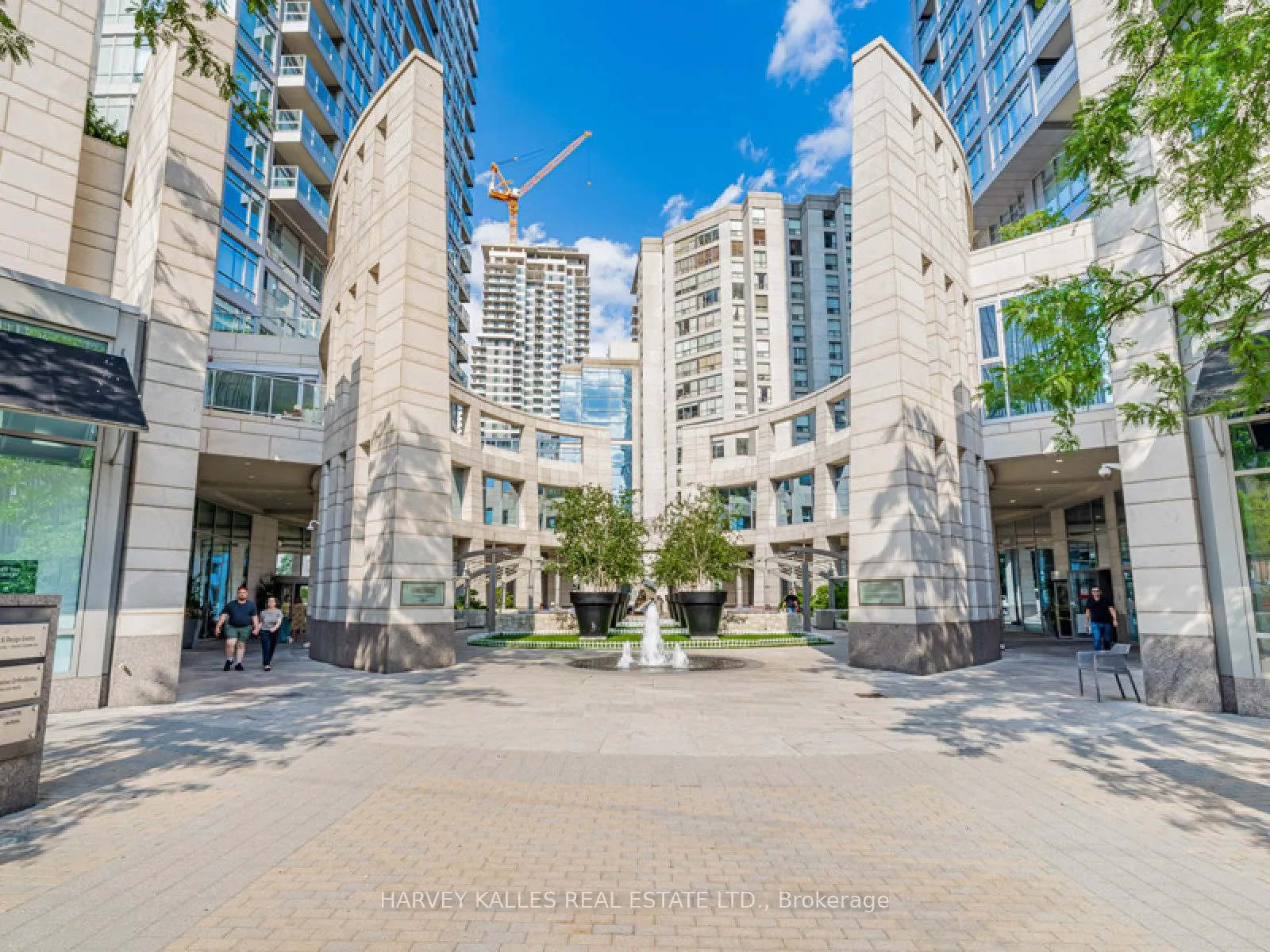 Photo 2 of Unit 4206, 2191 Yonge Street, Toronto, Mount Pleasant West — HOMEH