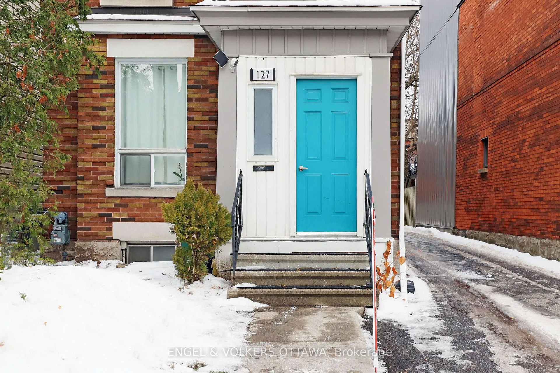 Photo 2 of Unit 2, 127 Third Avenue, Ottawa, Glebe — HOMEH