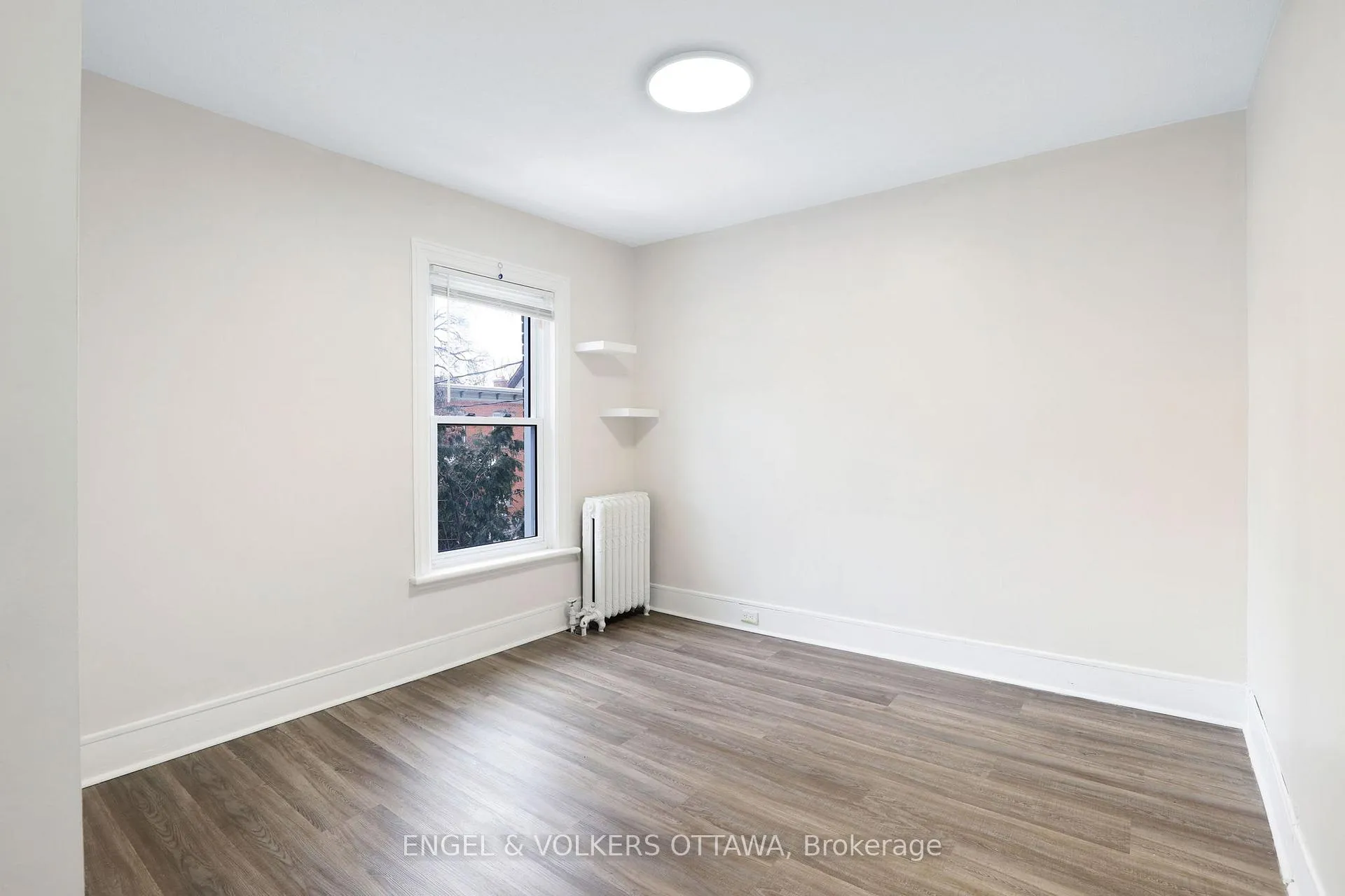 Photo 5 of Unit 2, 127 Third Avenue, Ottawa, Glebe — HOMEH