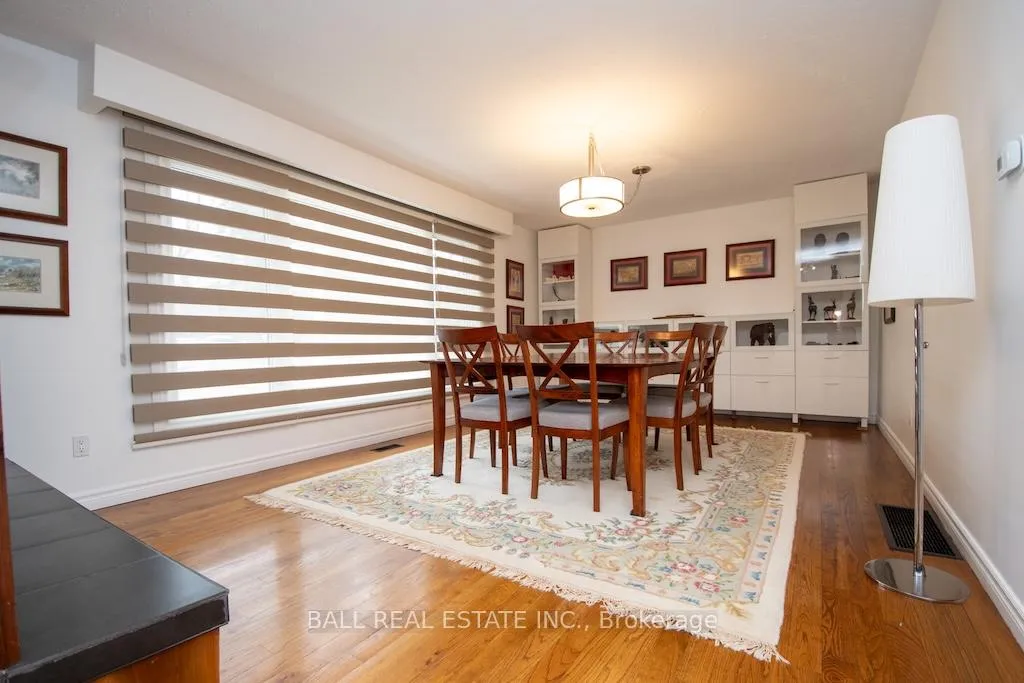 Photo 5 of 868 Twomey Place, Selwyn — HOMEH