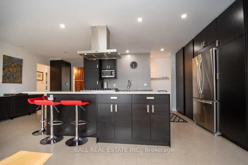 Photo 9 of 868 Twomey Place, Selwyn — HOMEH