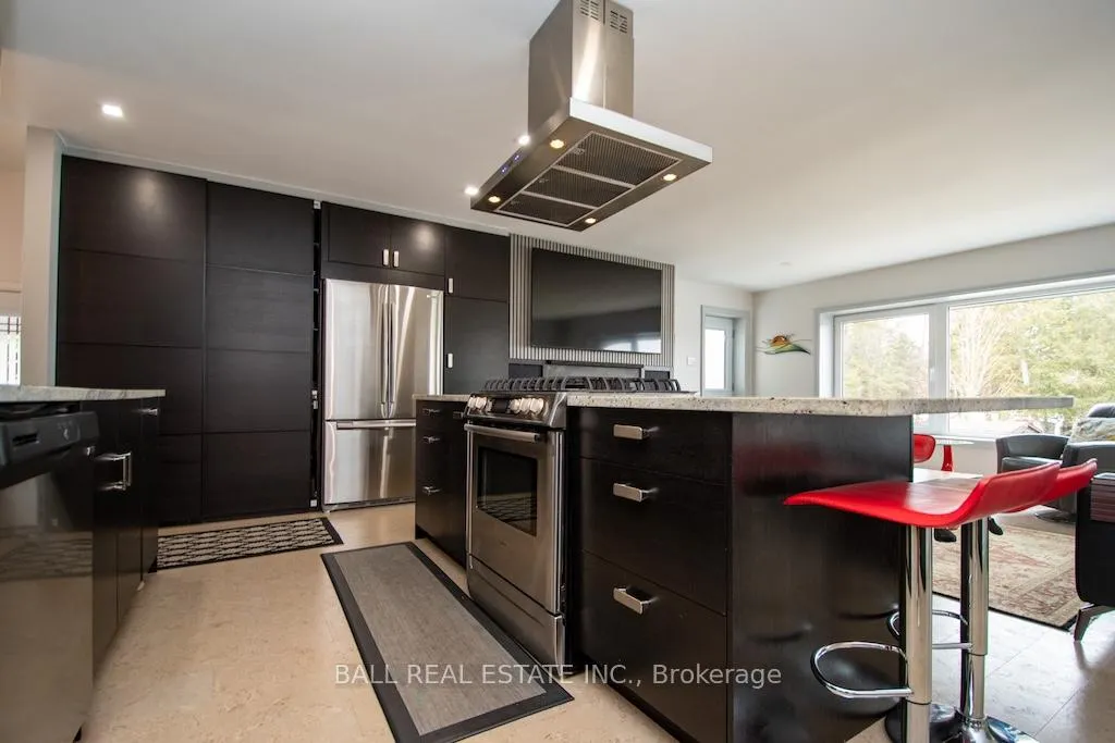 Photo 13 of 868 Twomey Place, Selwyn — HOMEH