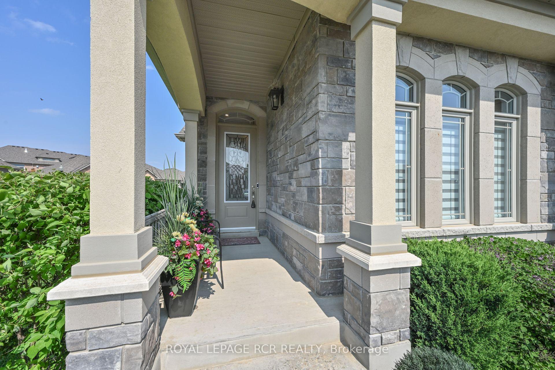 Photo 3 of 79 Summerhill Drive, New Tecumseth, Alliston — HOMEH