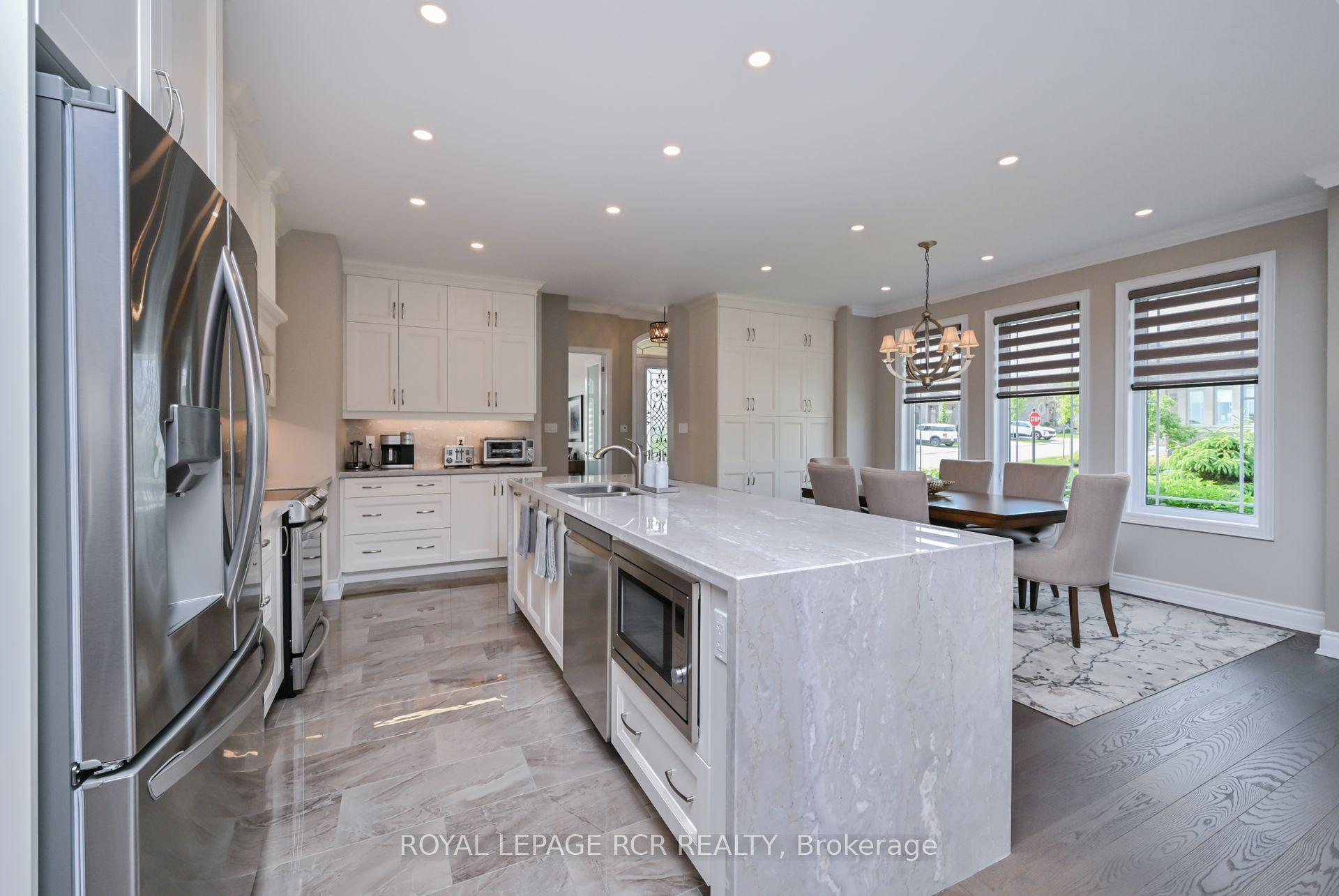Photo 8 of 79 Summerhill Drive, New Tecumseth, Alliston — HOMEH