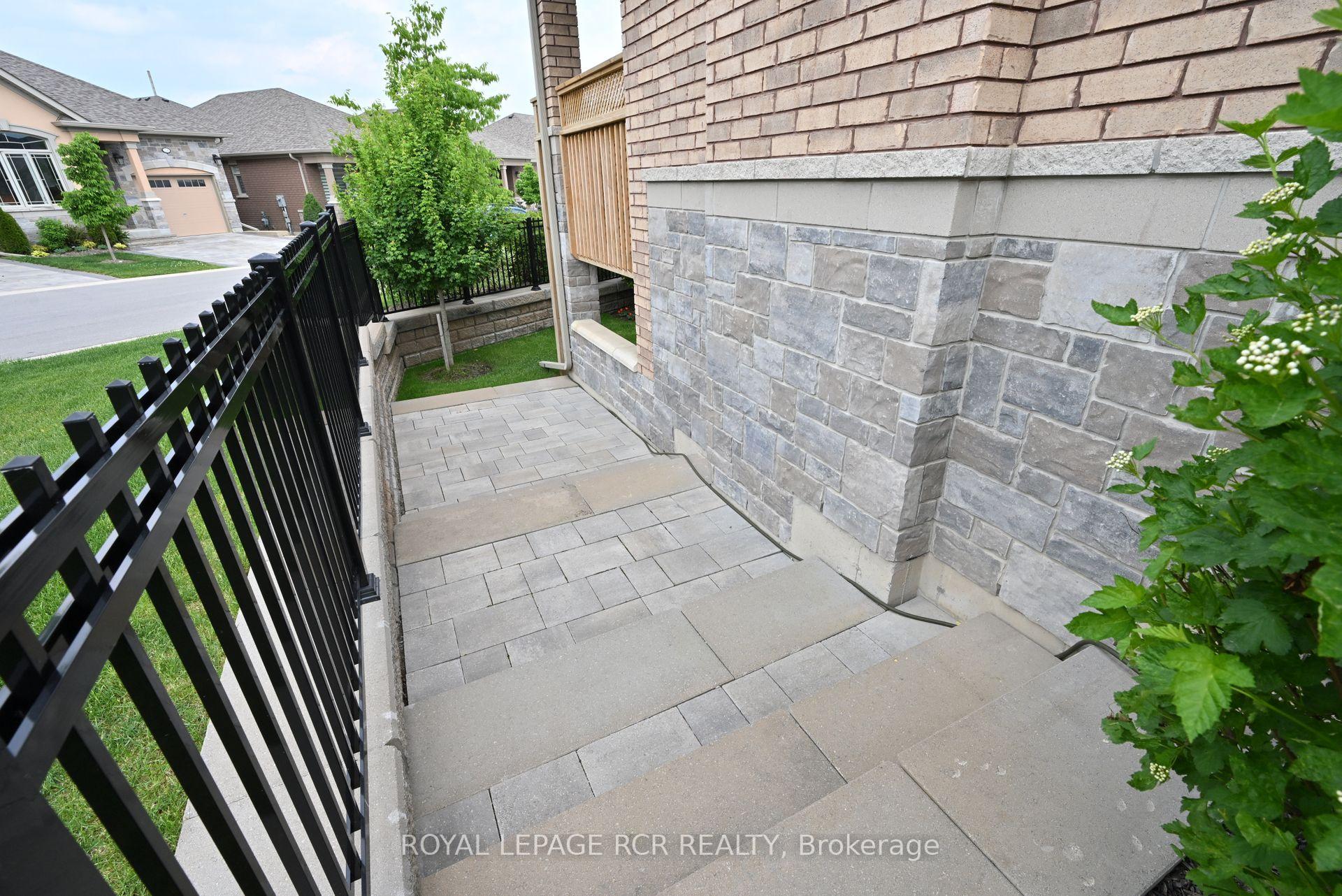 Photo 38 of 79 Summerhill Drive, New Tecumseth, Alliston — HOMEH