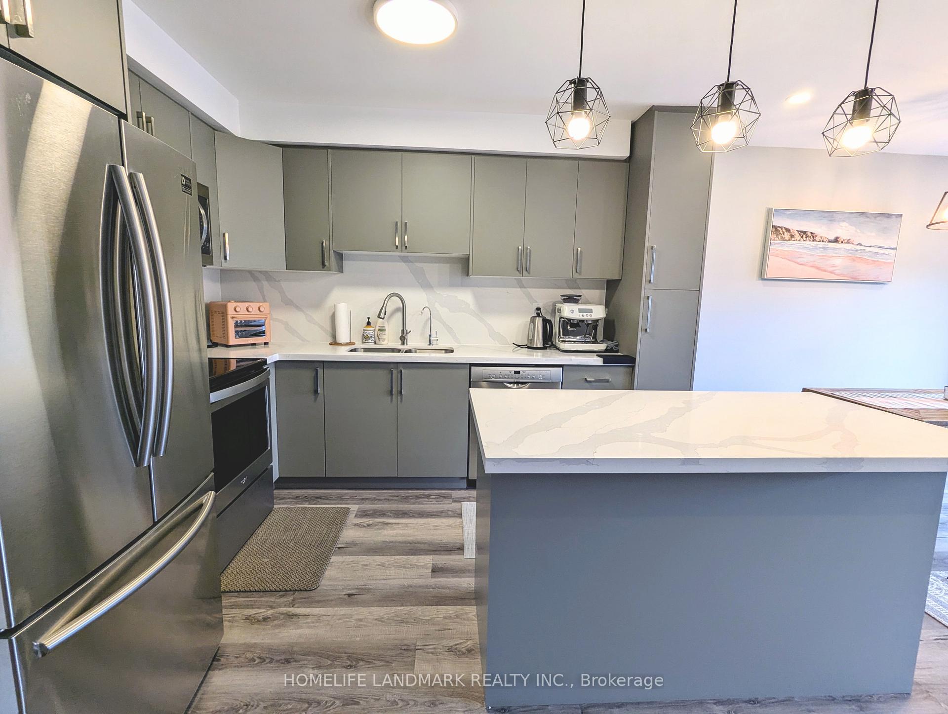 Photo 5 of 86 Tania Crescent, Vaughan, Maple — HOMEH