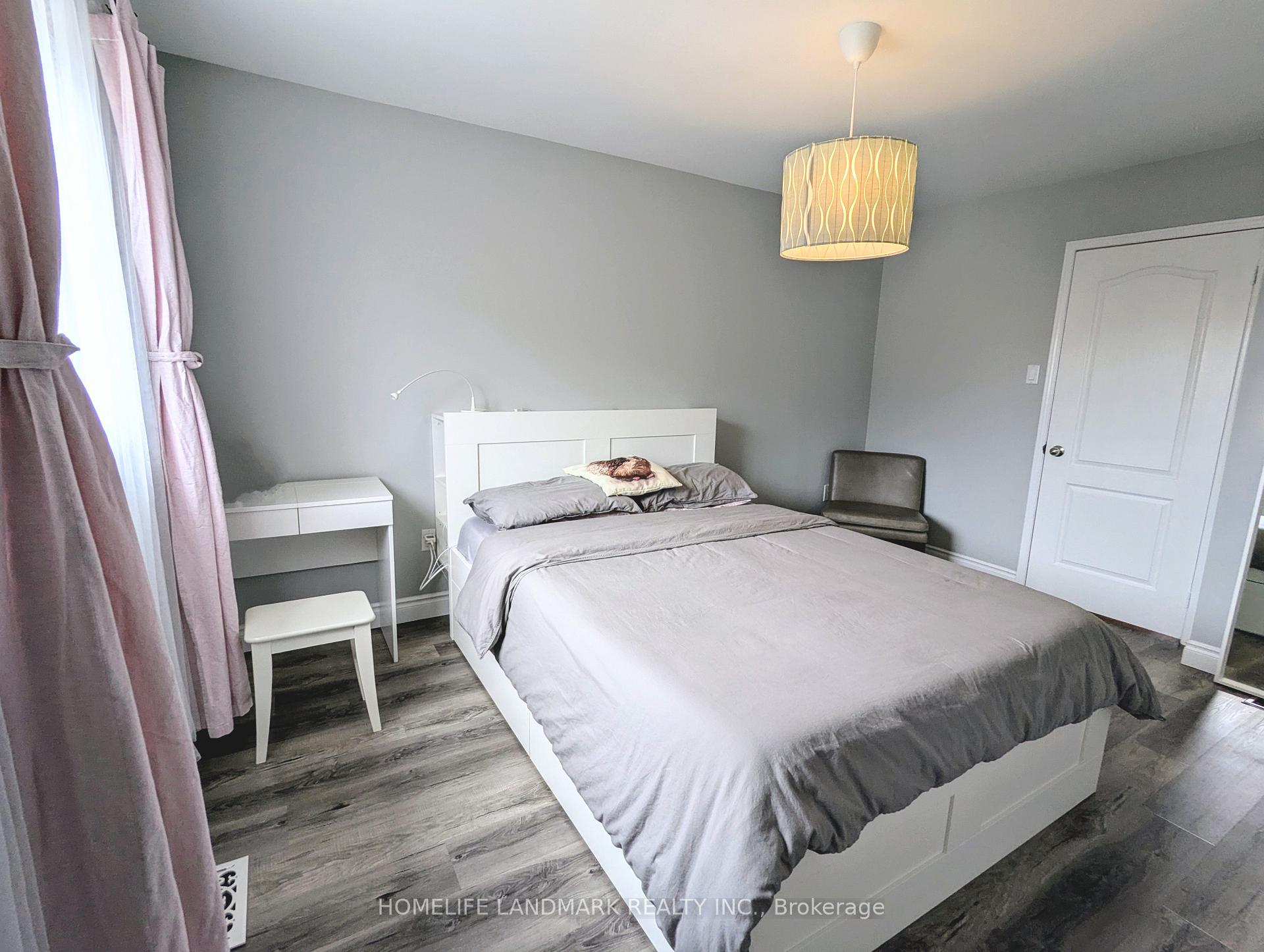 Photo 12 of 86 Tania Crescent, Vaughan, Maple — HOMEH