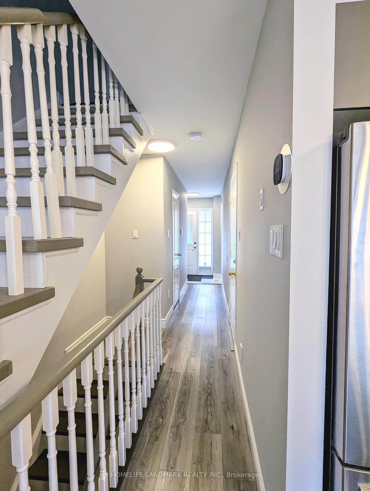 Photo 21 of 86 Tania Crescent, Vaughan, Maple — HOMEH