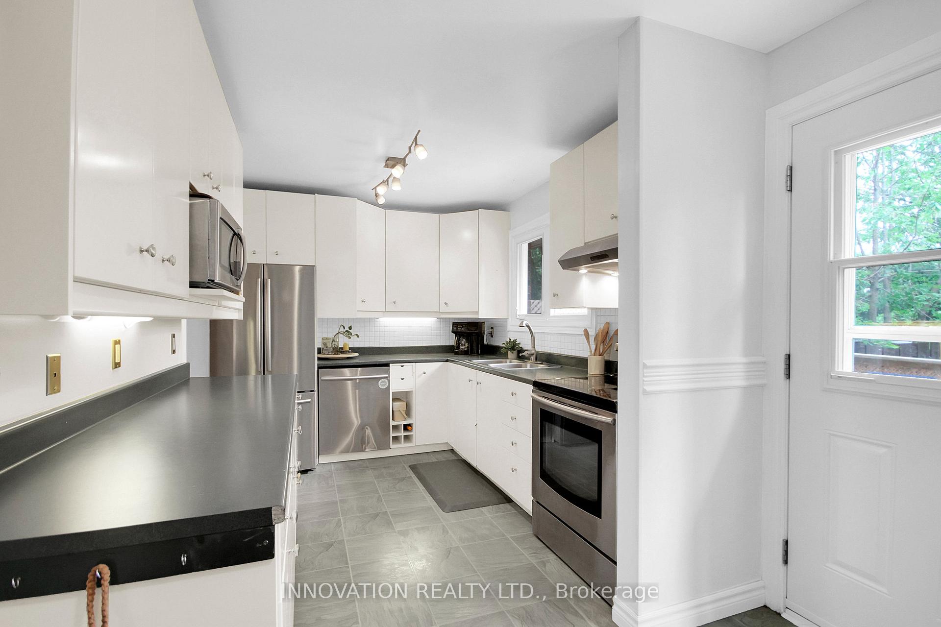 Photo 12 of Unit 63, 21 Midland Crescent, Ottawa, Arlington Woods — HOMEH