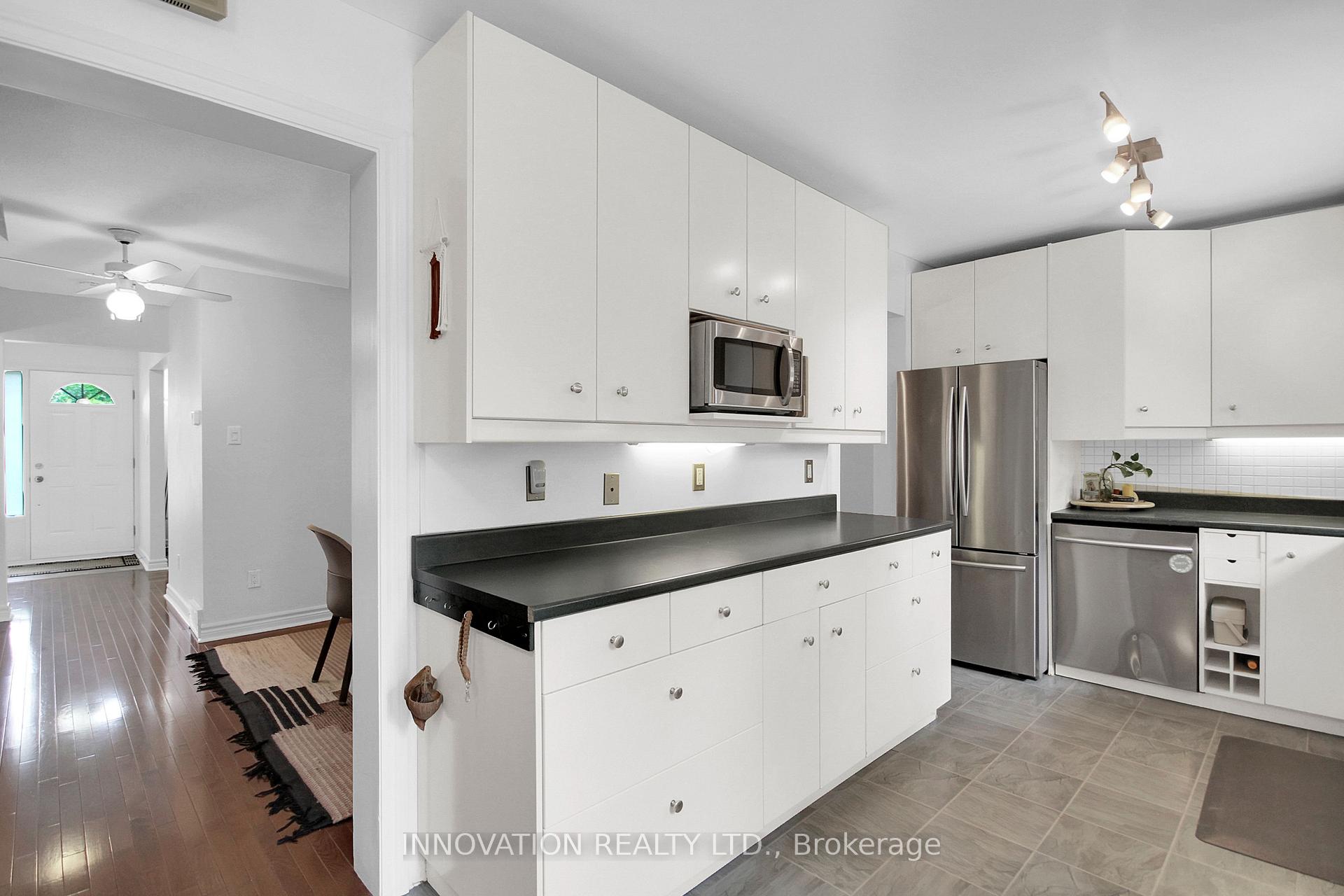 Photo 13 of Unit 63, 21 Midland Crescent, Ottawa, Arlington Woods — HOMEH