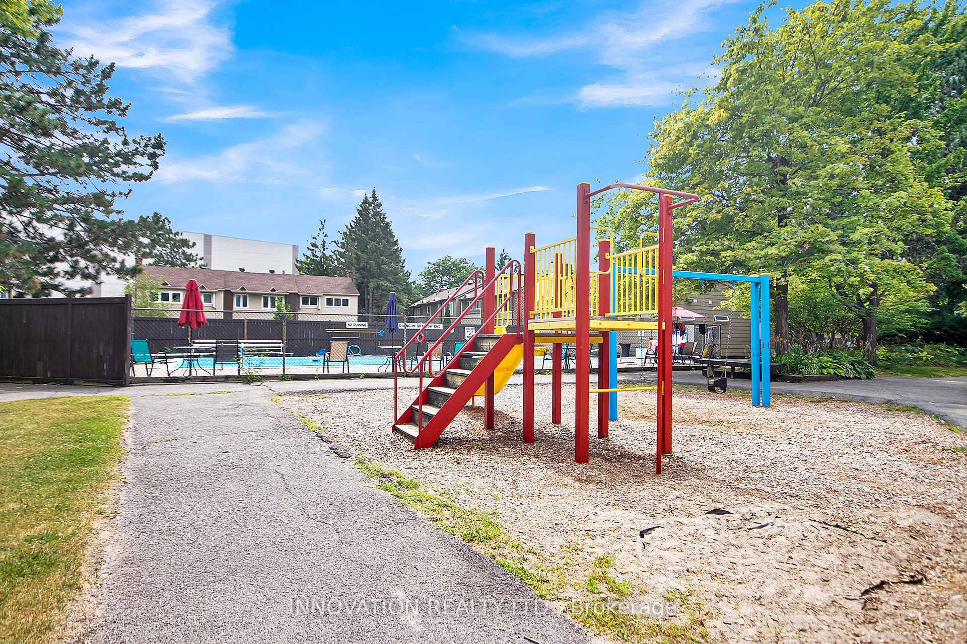 Photo 32 of Unit 63, 21 Midland Crescent, Ottawa, Arlington Woods — HOMEH