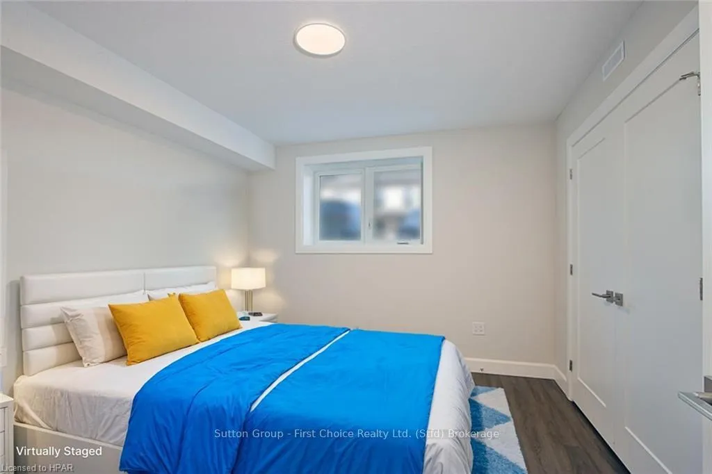 Photo 14 of Unit Unit 6, 3202 Vivian Line, Stratford — HOMEH