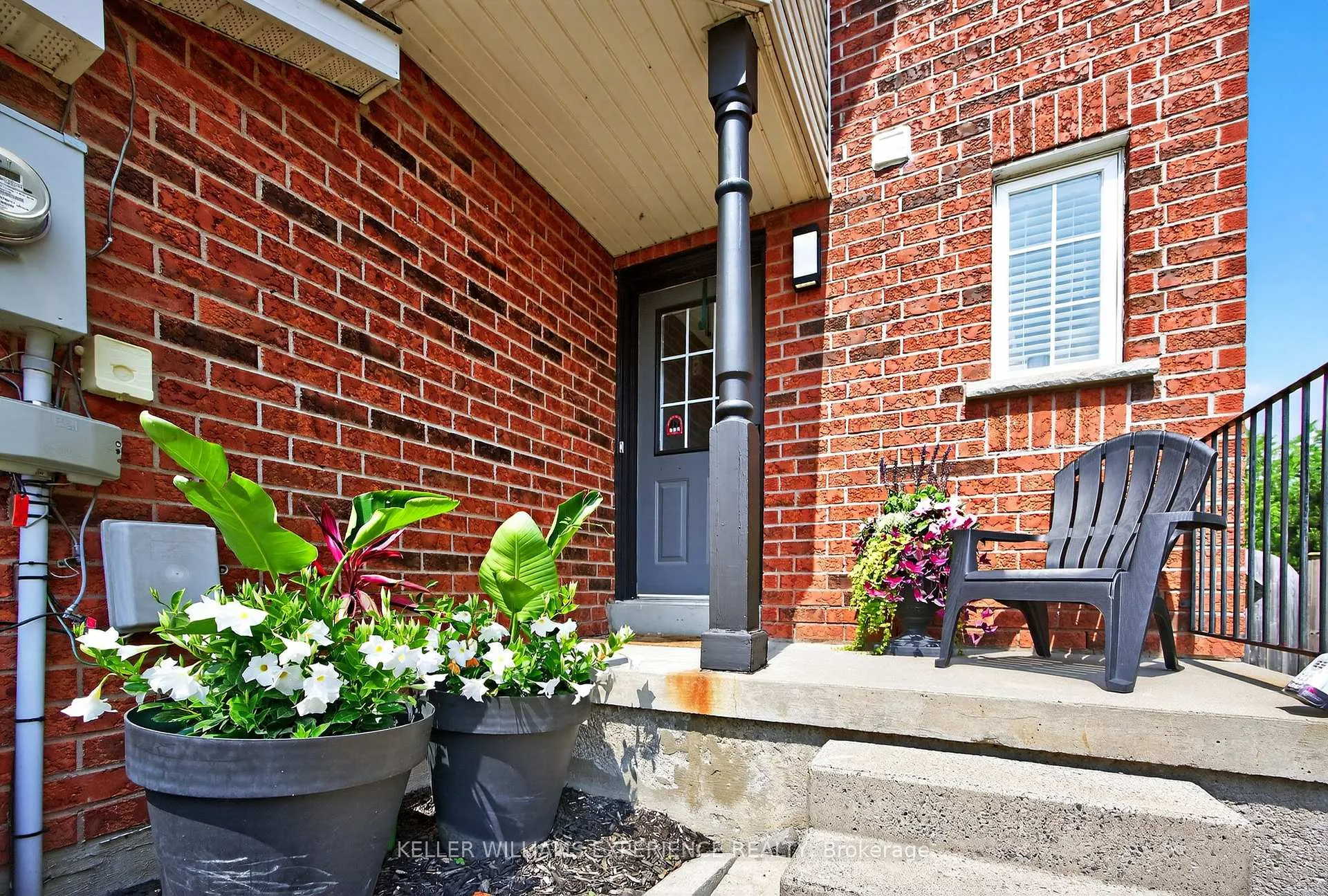 Photo 4 of 64 Gadwall Avenue, Barrie, Painswick South — HOMEH