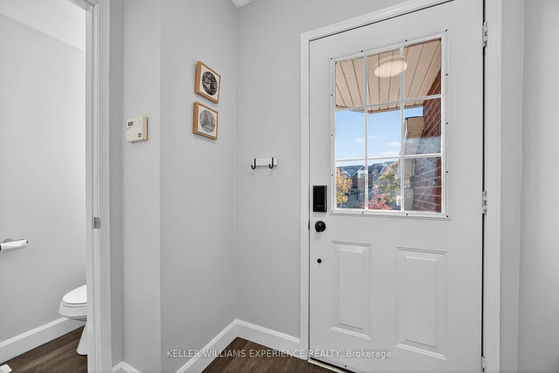 Photo 5 of 64 Gadwall Avenue, Barrie, Painswick South — HOMEH