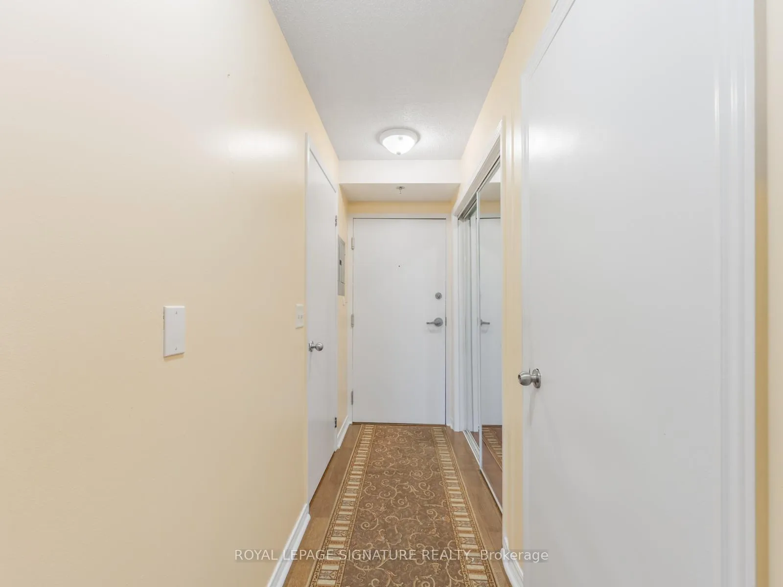 Photo 3 of Unit 430, 684 Warden Avenue, Scarborough, Clairlea-Birchmount — HOMEH