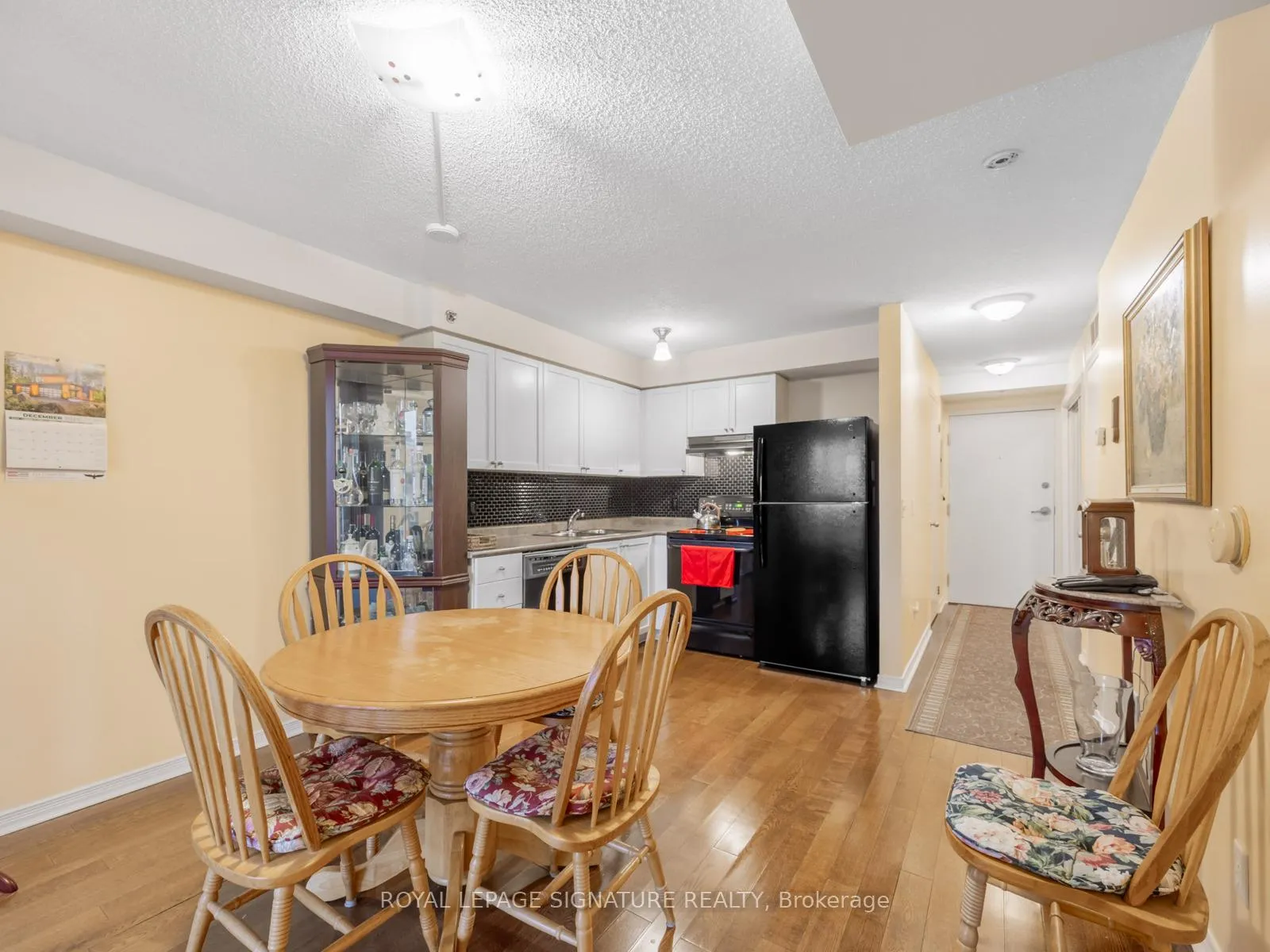 Photo 6 of Unit 430, 684 Warden Avenue, Scarborough, Clairlea-Birchmount — HOMEH