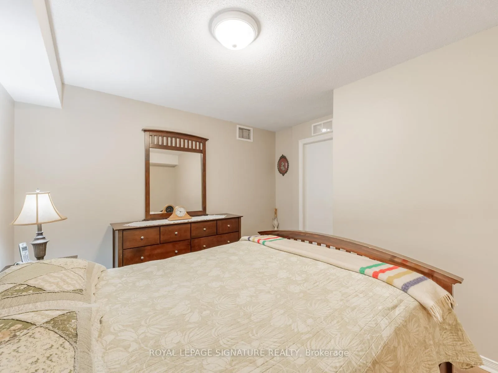 Photo 14 of Unit 430, 684 Warden Avenue, Scarborough, Clairlea-Birchmount — HOMEH