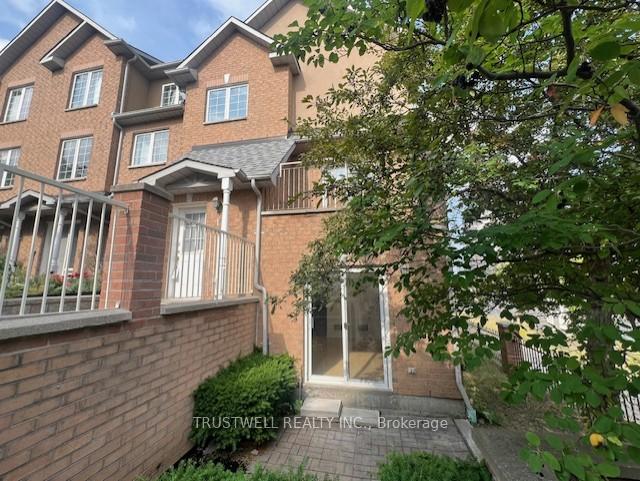 Photo 1 of Unit 1, 16 Cox Boulevard, Markham, Unionville — HOMEH