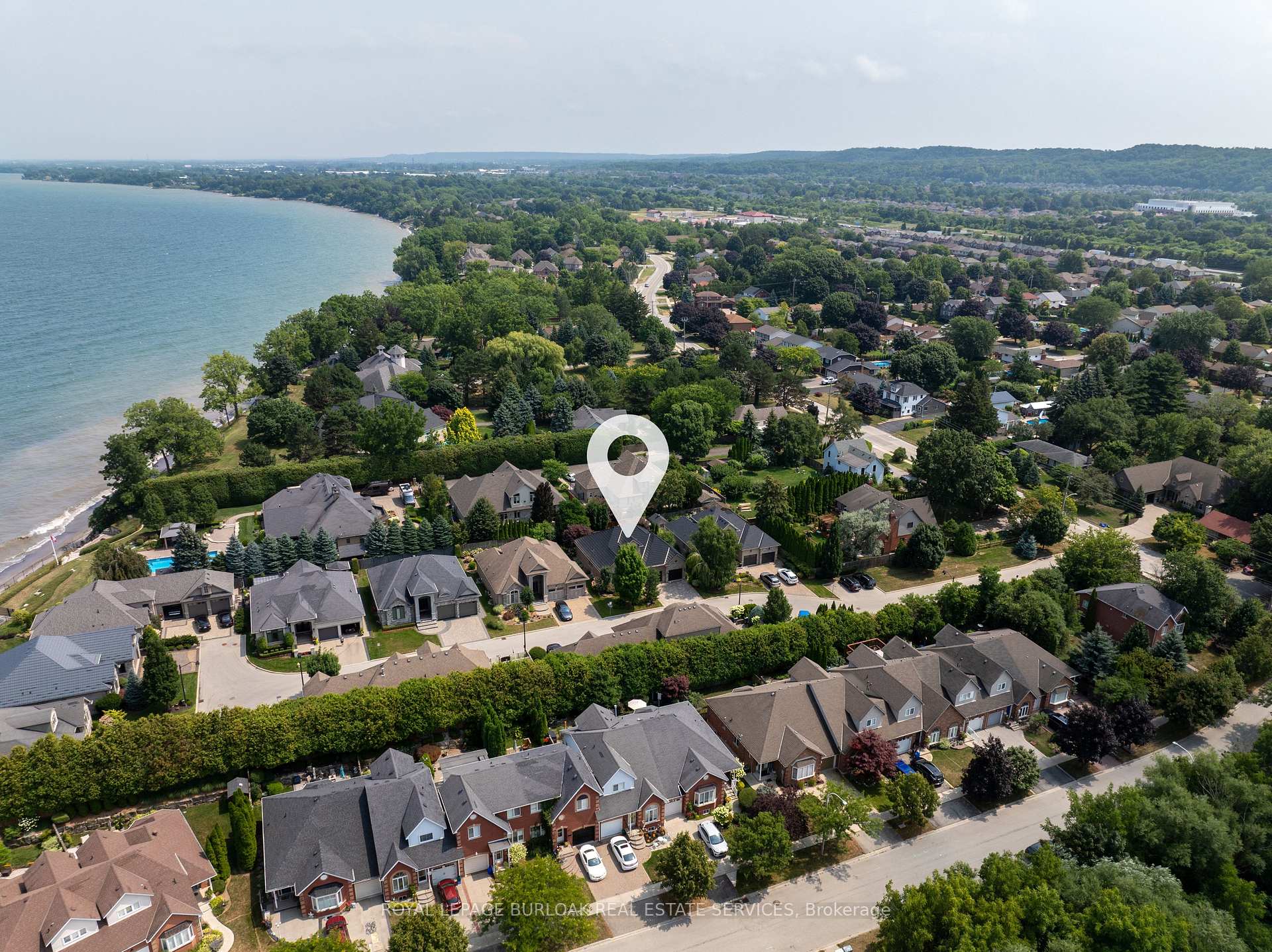 Photo 4 of Unit 9, 61 Lake Street, Grimsby, Grimsby Beach — HOMEH