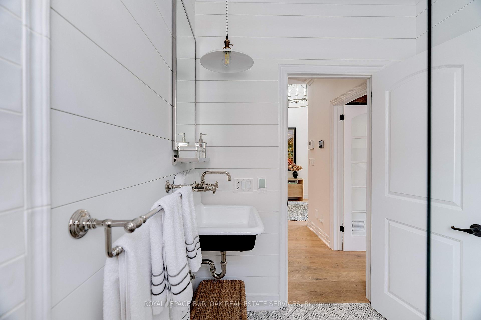 Photo 23 of Unit 9, 61 Lake Street, Grimsby, Grimsby Beach — HOMEH