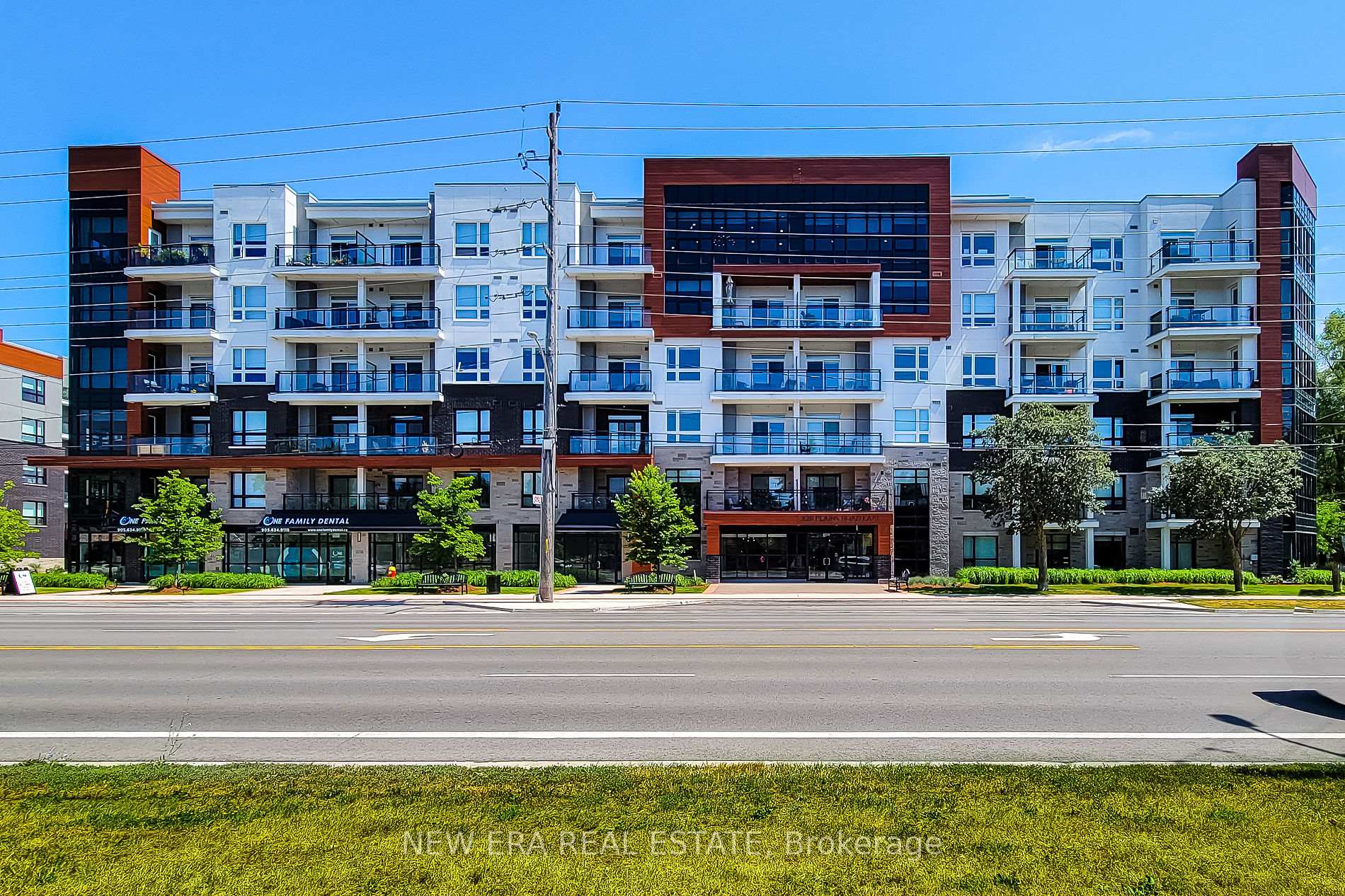Front of Unit 212, 320 Plains Road E
