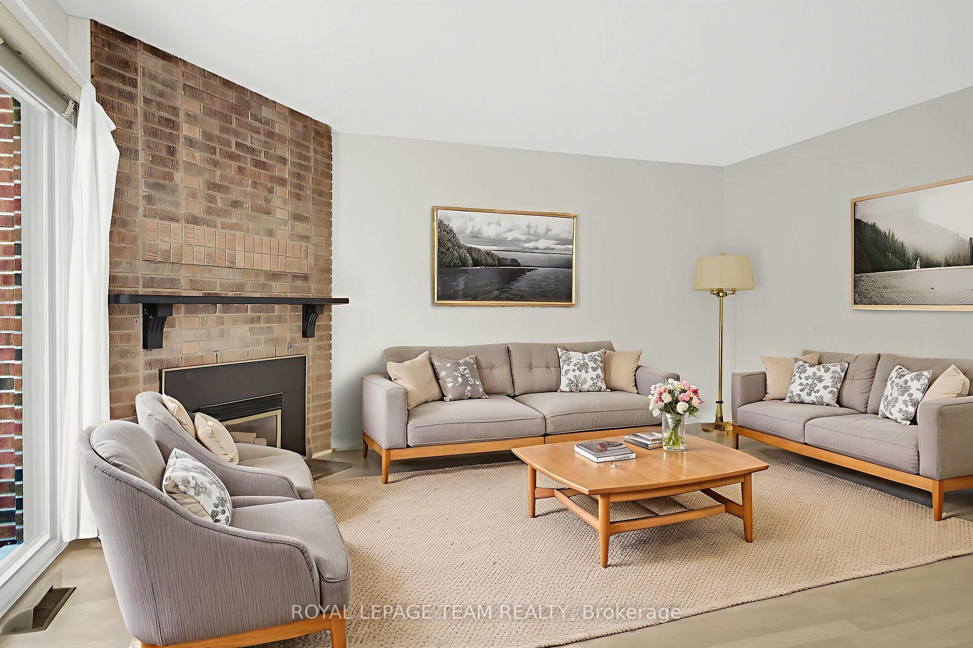 Photo 4 of 13 Bethune Way, Ottawa, Kanata - Beaverbrook — HOMEH