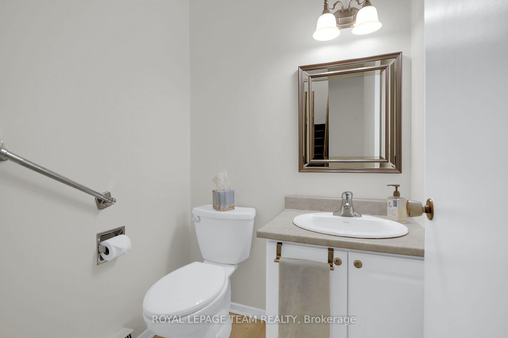 Photo 19 of 13 Bethune Way, Ottawa, Kanata - Beaverbrook — HOMEH