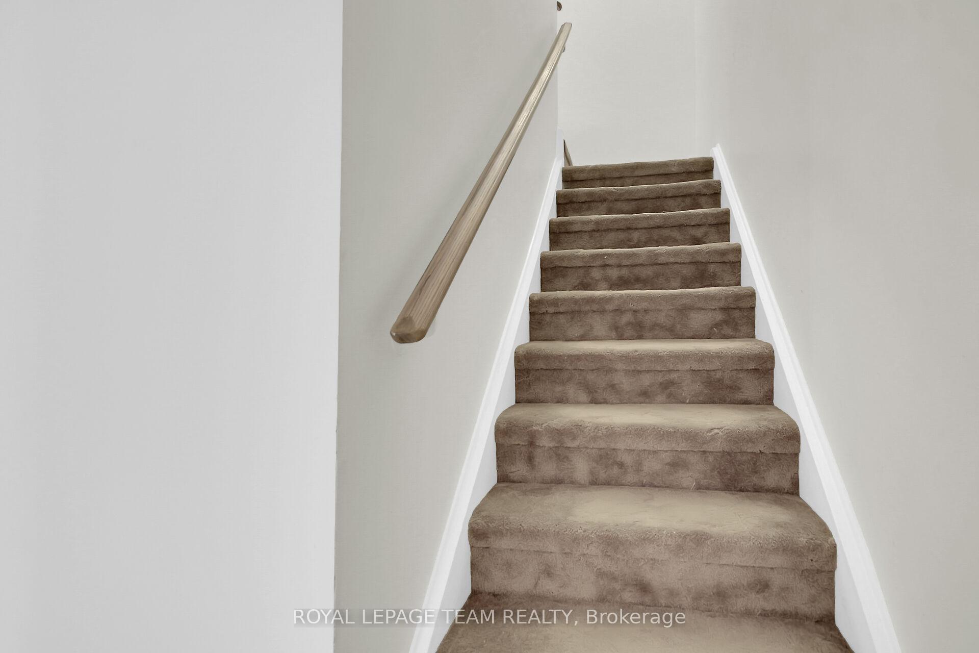 Photo 20 of 13 Bethune Way, Ottawa, Kanata - Beaverbrook — HOMEH
