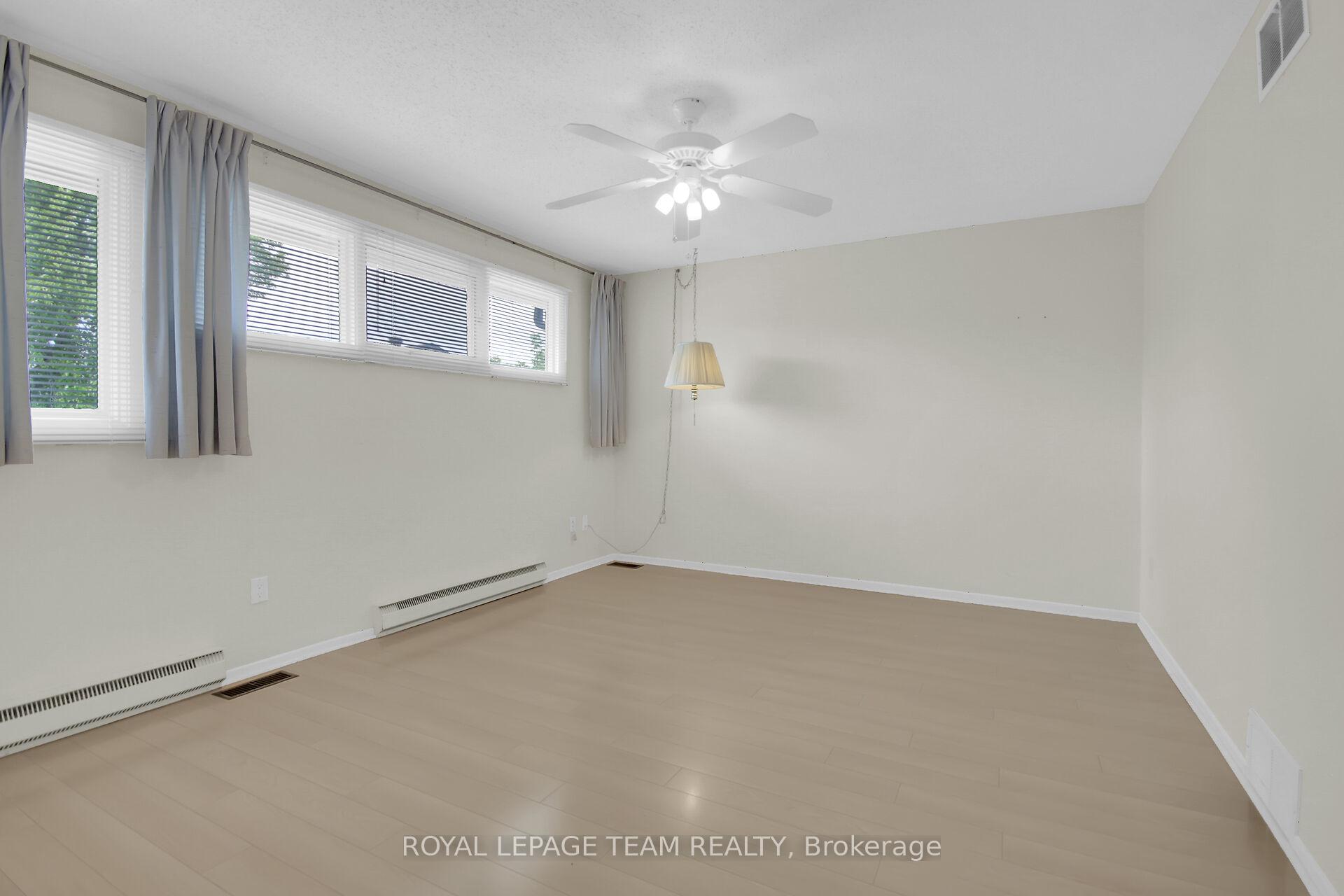 Photo 23 of 13 Bethune Way, Ottawa, Kanata - Beaverbrook — HOMEH
