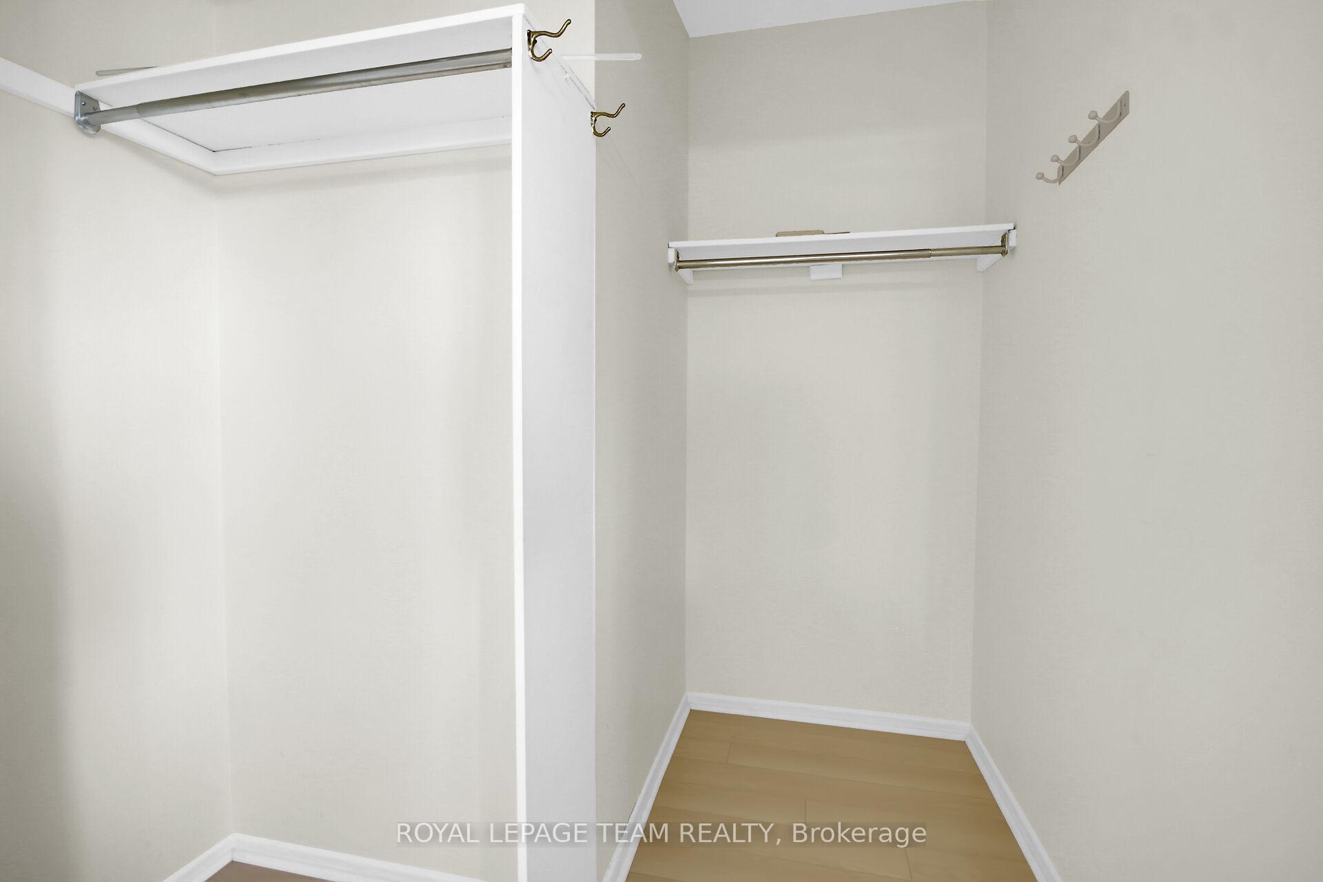 Photo 28 of 13 Bethune Way, Ottawa, Kanata - Beaverbrook — HOMEH